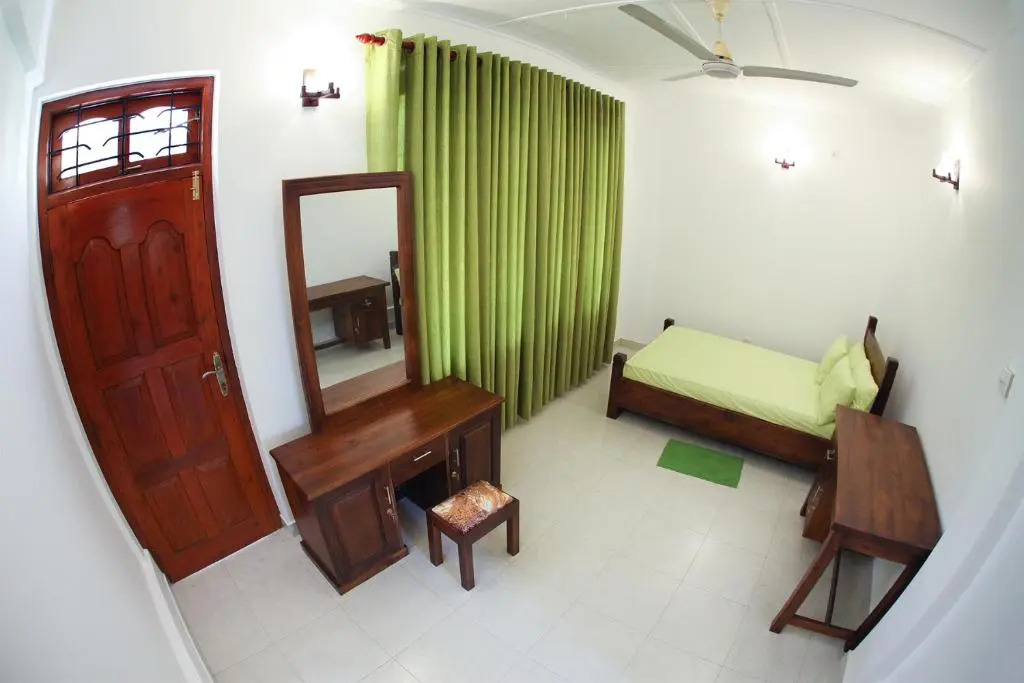 12 B Lewella Road, Kandy