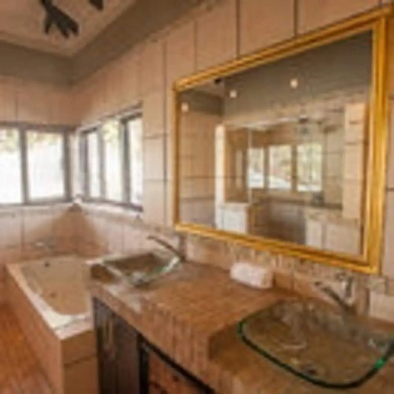 Mbombela Exclusive Guest House  Columbus