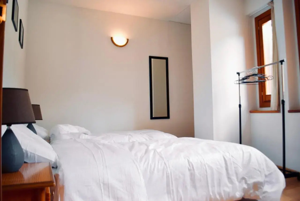 Apartmentsix4