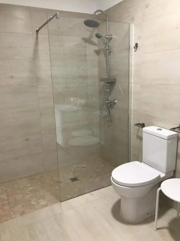 1 de 17 CASA CON JARDÍN PRIVADO A 200m DE LA PLAYA.