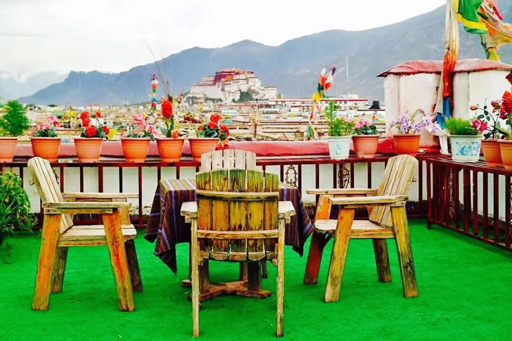 Tashi Choeta Hotel
