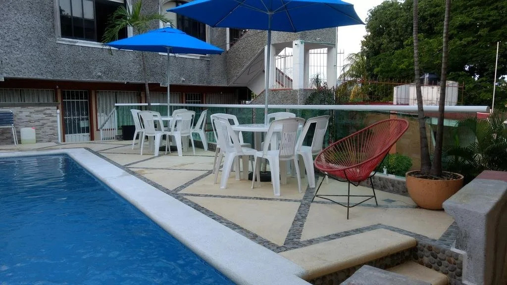 Hotel y Bungalows Olivares