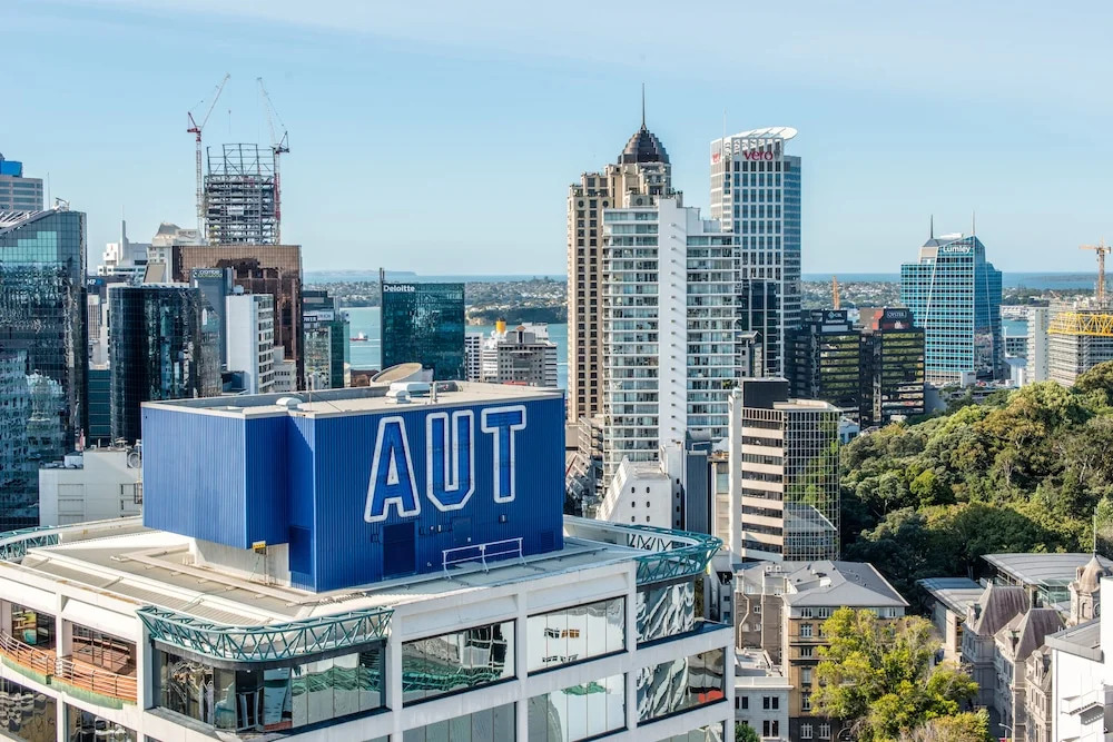JHT - 1 BRM Apartment, Queen St, Seaview