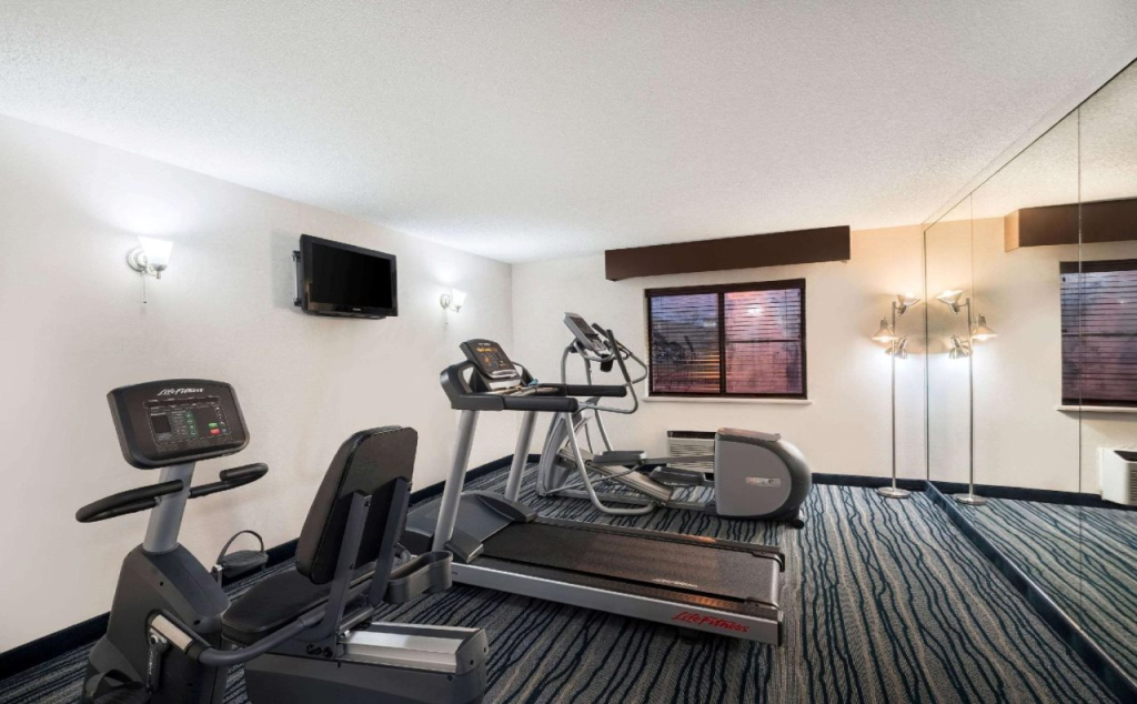 Comfort Inn & Suites Brentwood - Nashville