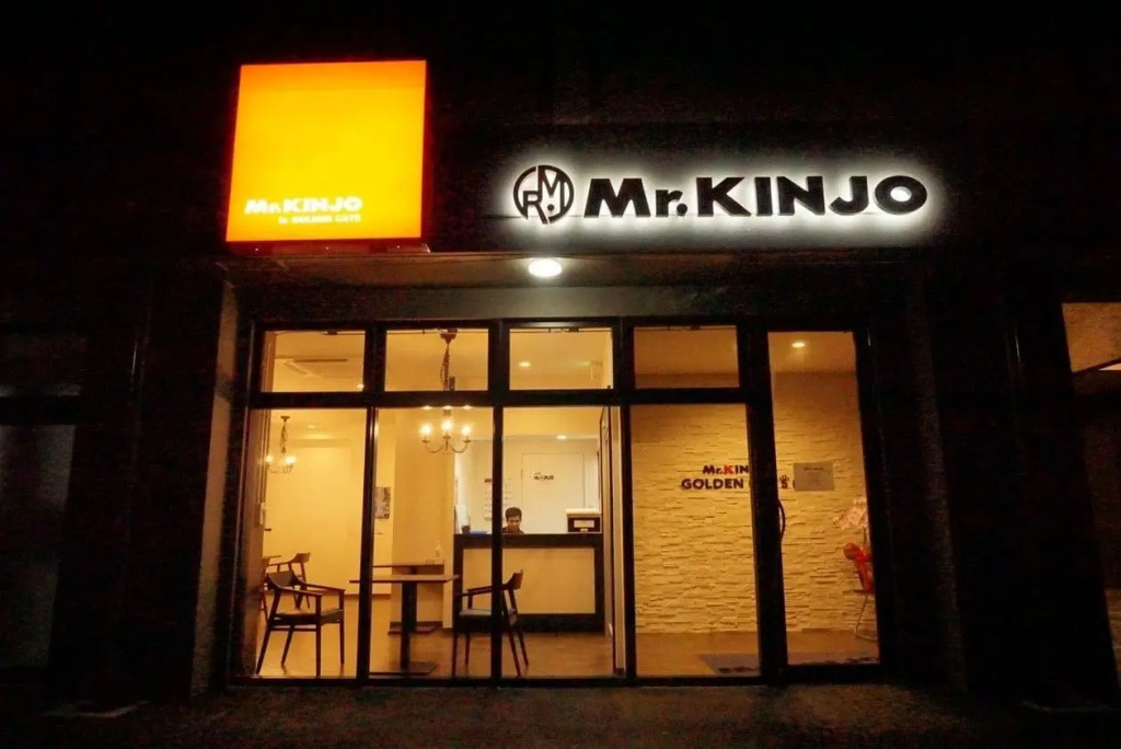 Mr.KINJO GOLDEN CATS
