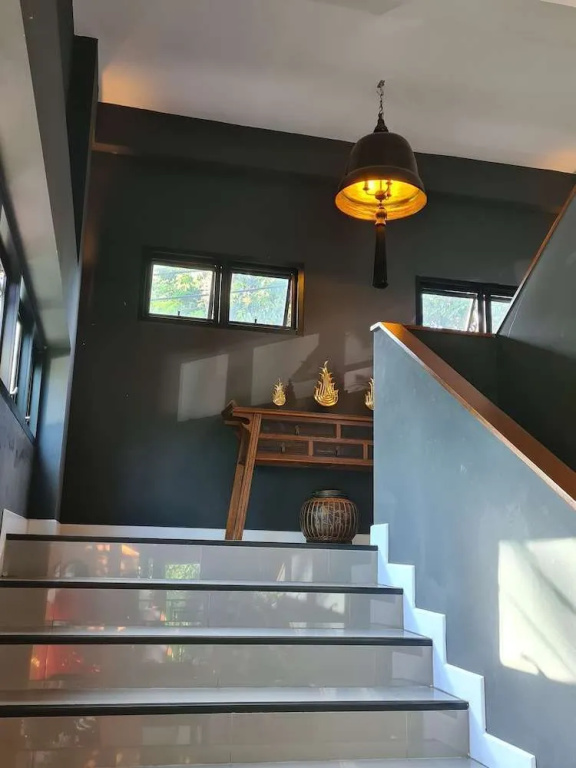 The Lantern Suites