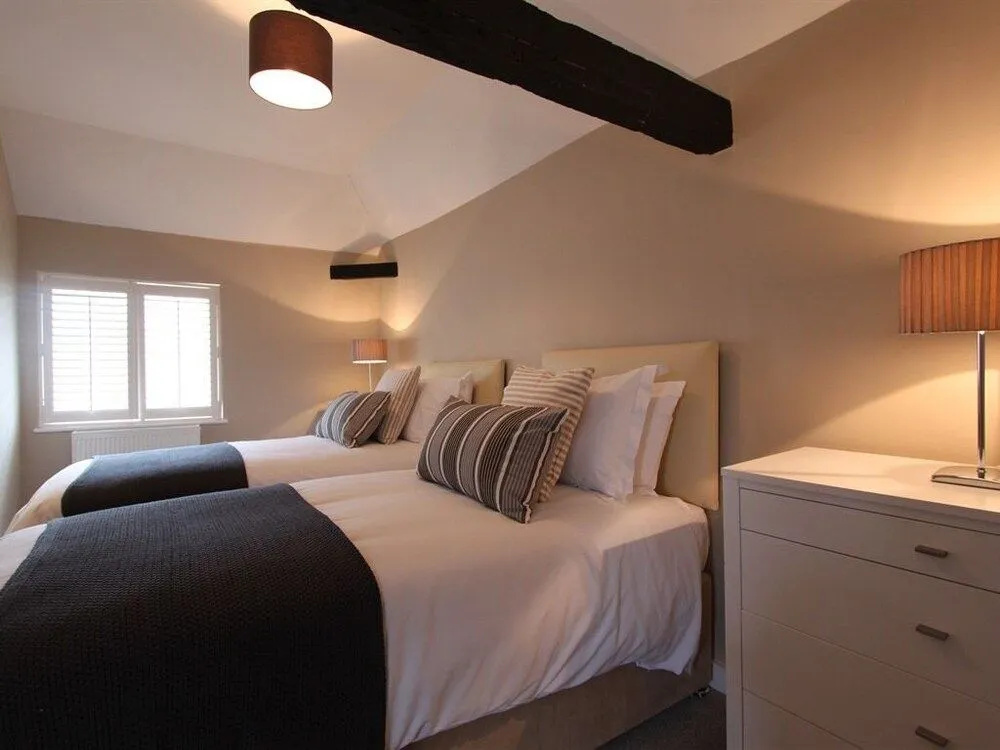 Woodstock Suites
