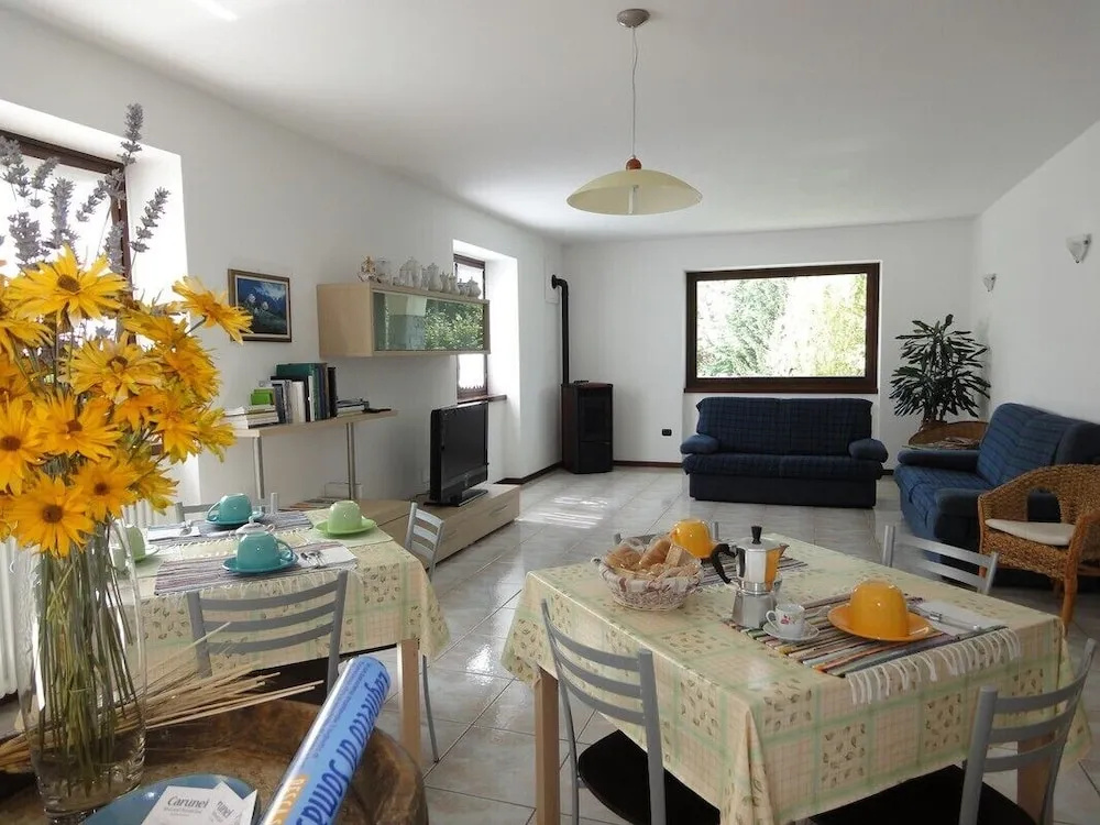 B&B Carunei