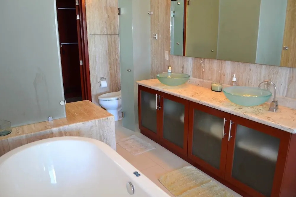 Condo Torre Diamante 305 by MDR