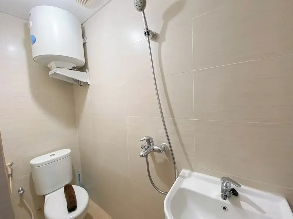 Spacious And Minimalist 3Br At Gateway Pasteur Apartment