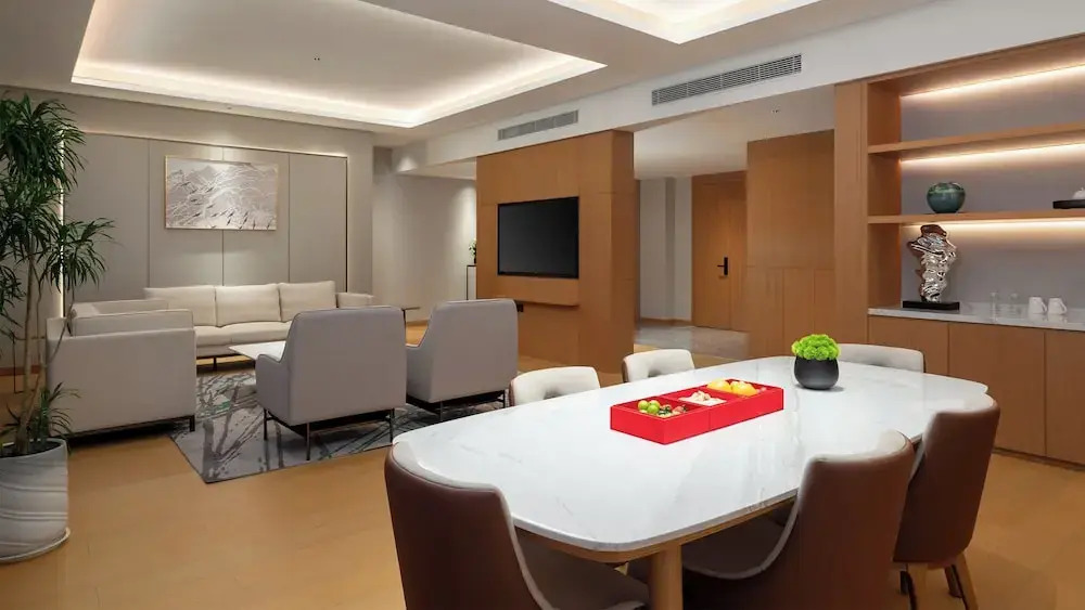 Holiday Inn Weinan Etdz by IHG