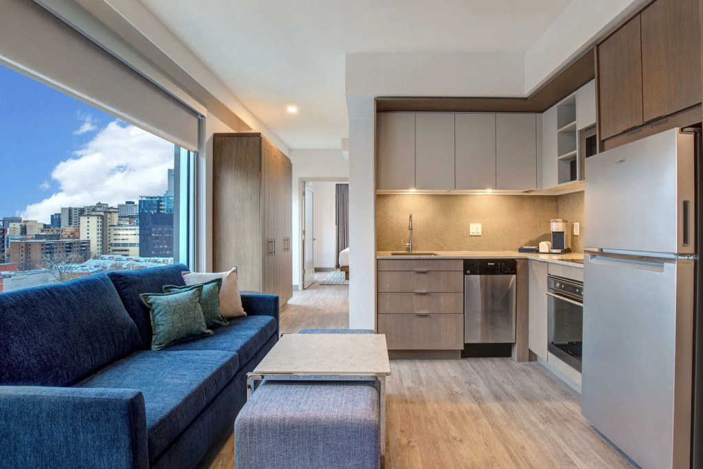 Homewood Suites By Hilton Montreal Downtown
