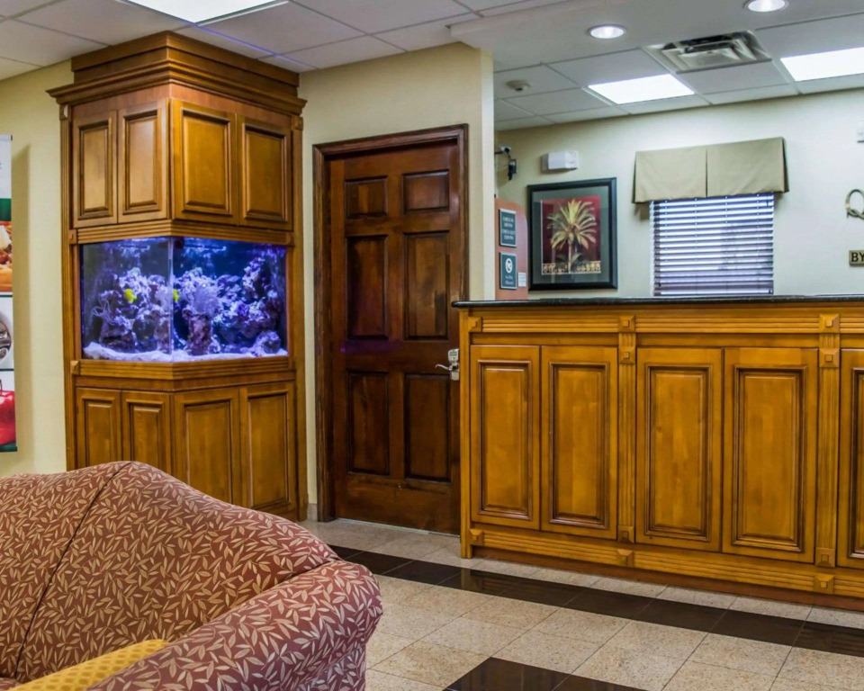 Quality Inn Tampa Airport - Cruise Port