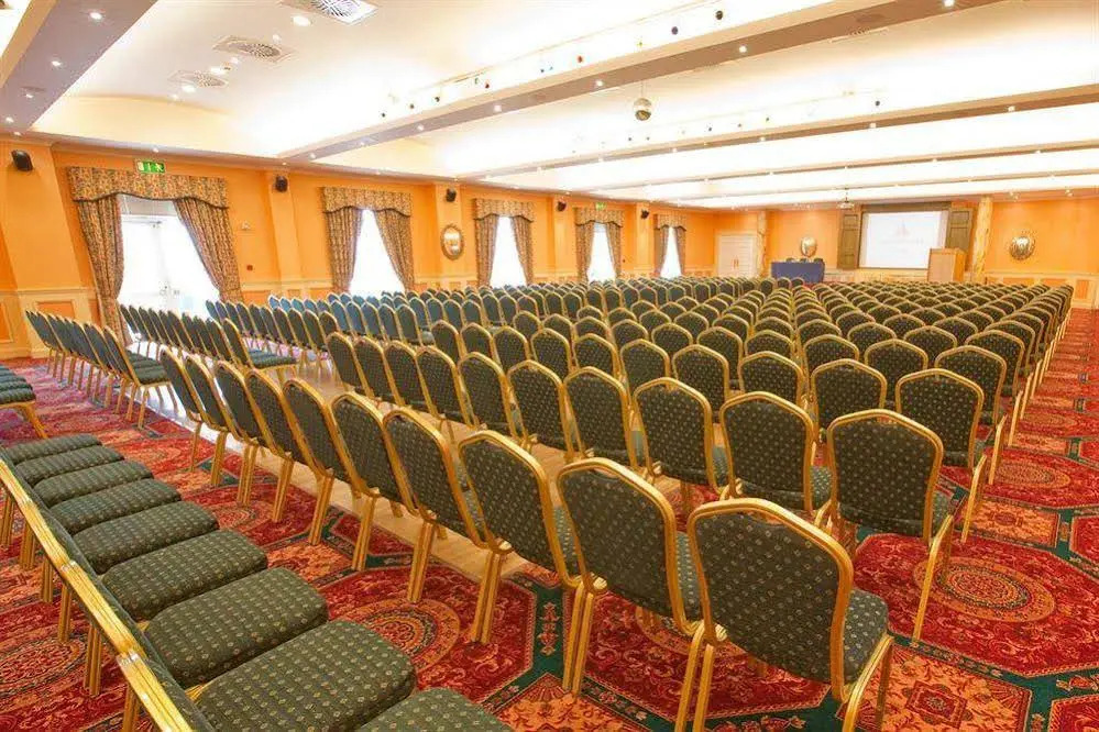Galway Bay Hotel Conference & Leisure Centre
