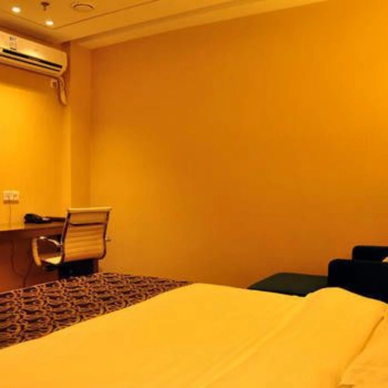Boyue Hotel