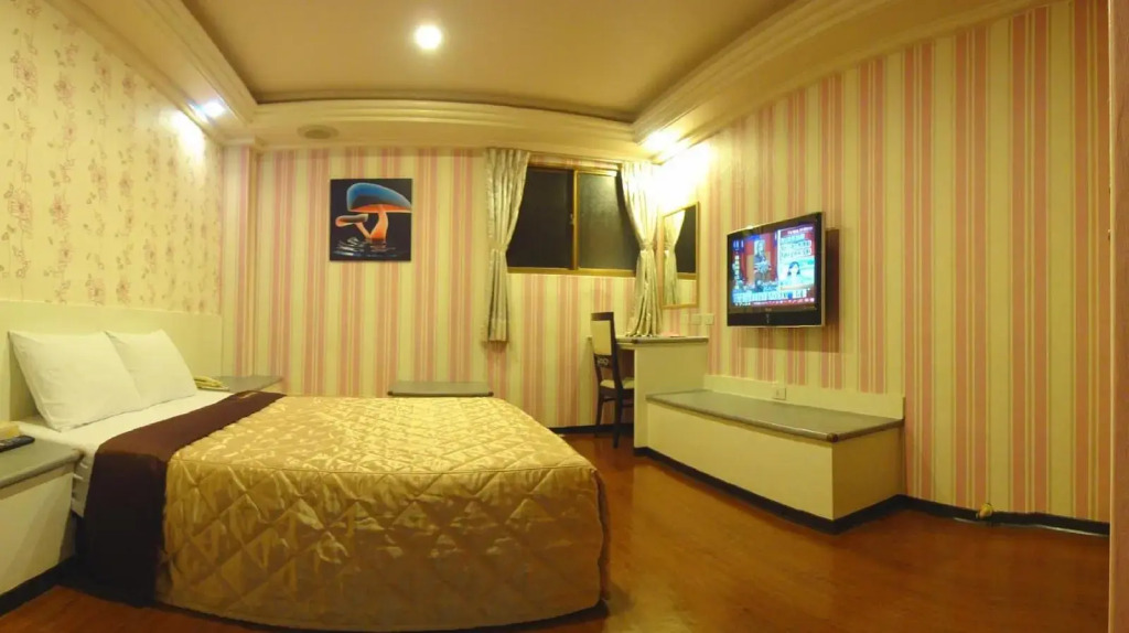 Hua Yue Hotel