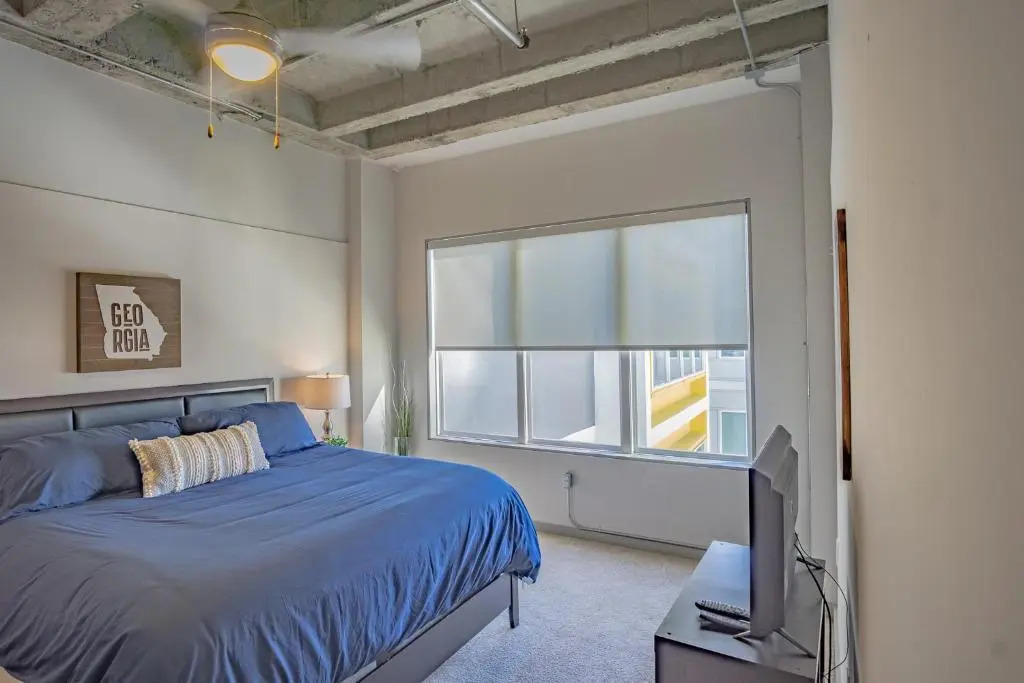 2 Bedroom Fully Furnished Apartment near Emory University Hospital Midtown