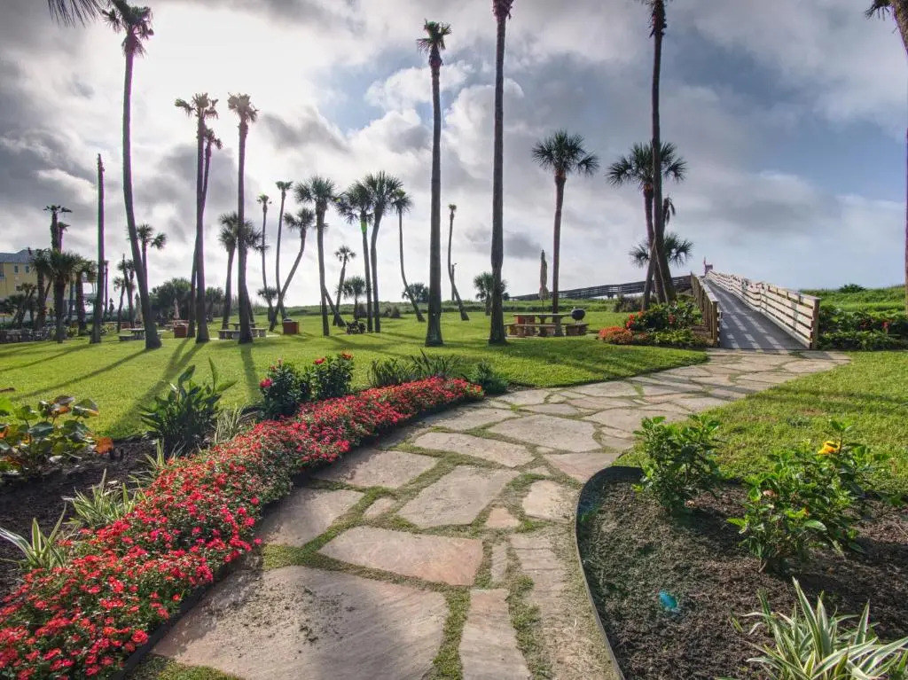 Beachfront Getaway by Ryson Vacation Rentals