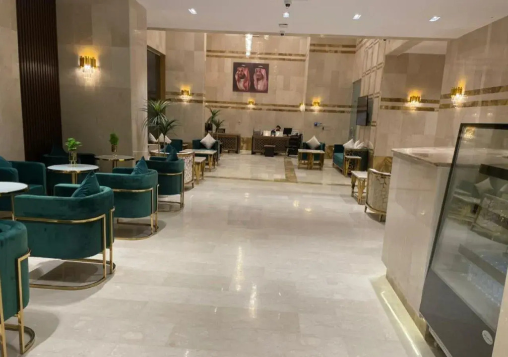 Al Awail Golden Hotel