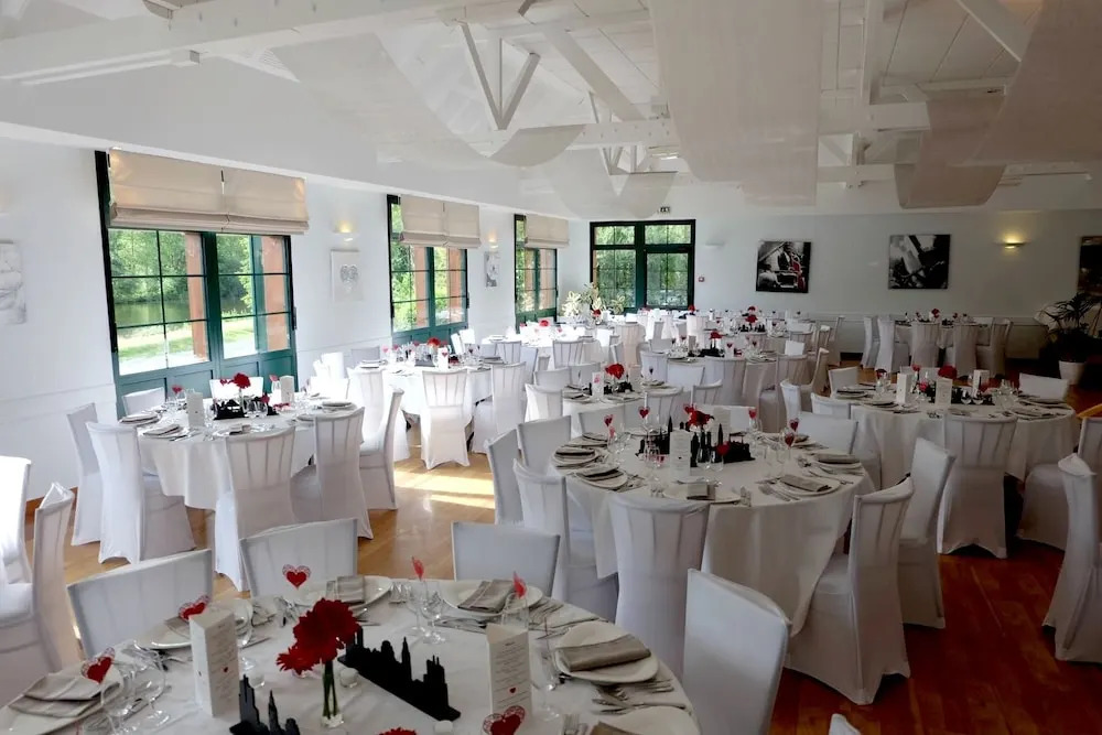 Logis Hôtel Restaurant Beau Rivage