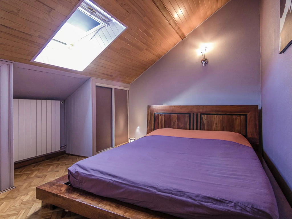 Villa with Pool & Views in Sérilhac