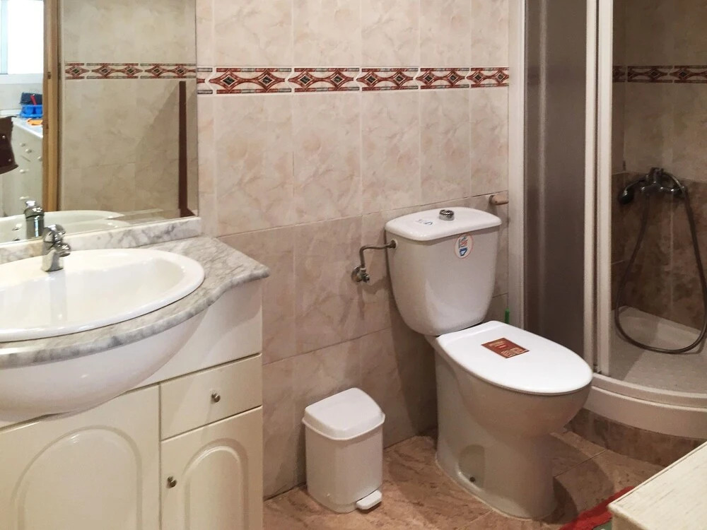 Studio in Torrevieja - Alicante, With Pool Access, Enclosed Garden and