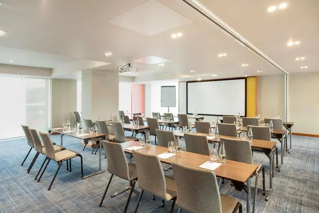 Hyatt Place West London Hayes