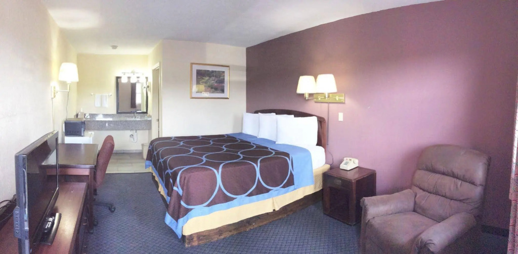 Westwoods Motel