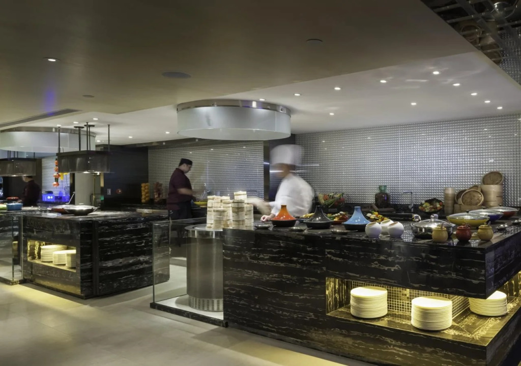 Gateway Hotel, Marco Polo