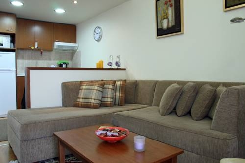 Golden Sun Apts