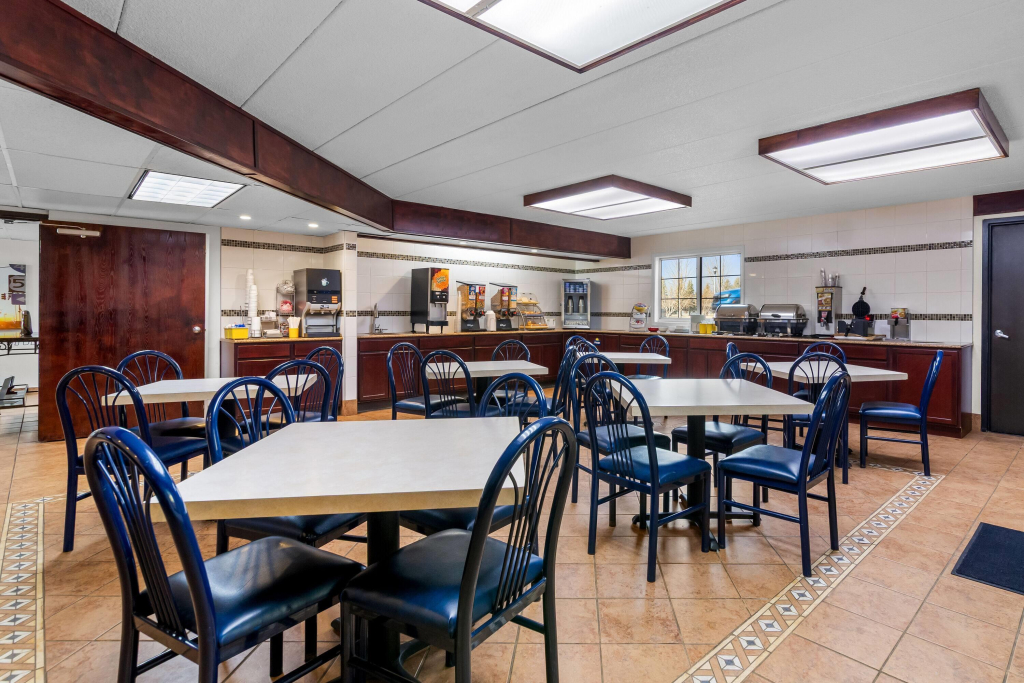 Days Inn by Wyndham Minot