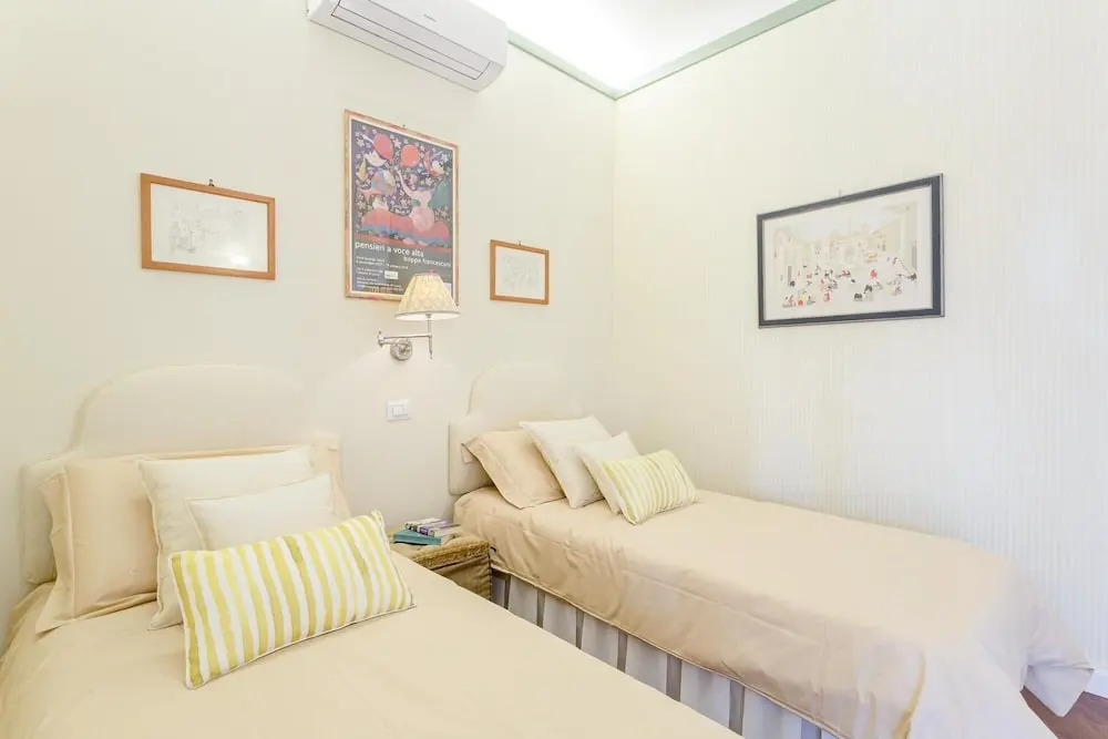 Casa Emy in Lucca With 3 Bedrooms and 2 Bathrooms