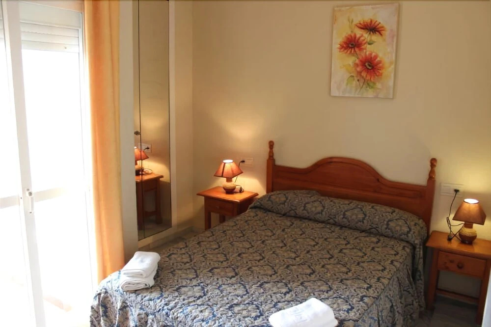 Malaga 102180 2 Bedroom Apartment By Mo Rentals
