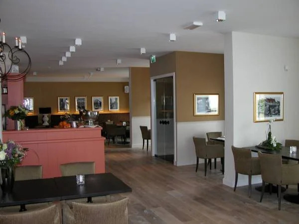 1851 Bar - Hotel - Cinema