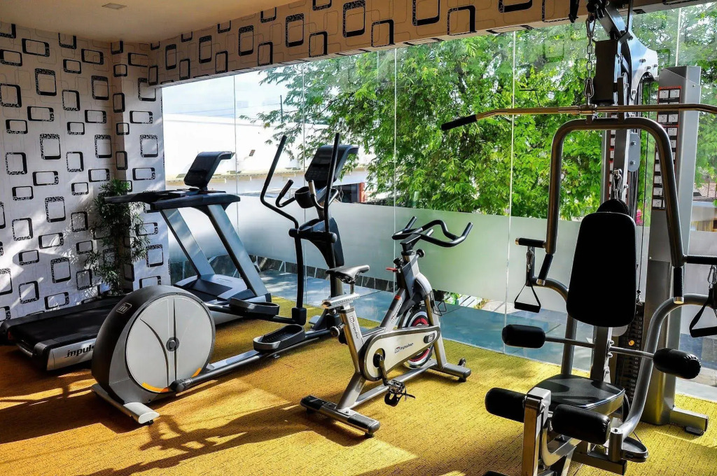 Eloisa Royal Suites
