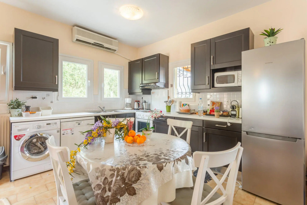 Bougainvillea Large Private Pool Walk to Beach Sea Views A C Wifi Car Not Required Eco-friend - 195