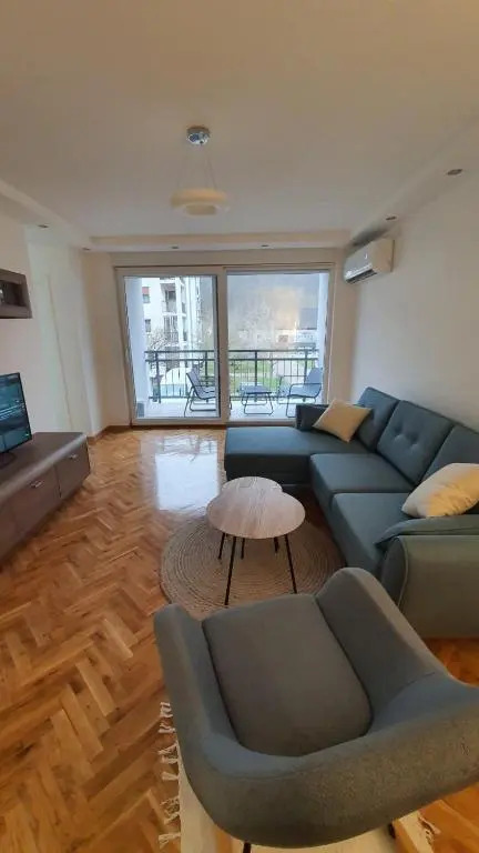 Apartman 8