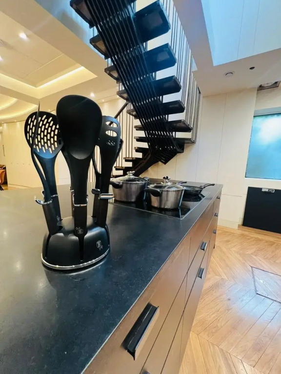Luxe Five Bedroom House near Chalk Farm