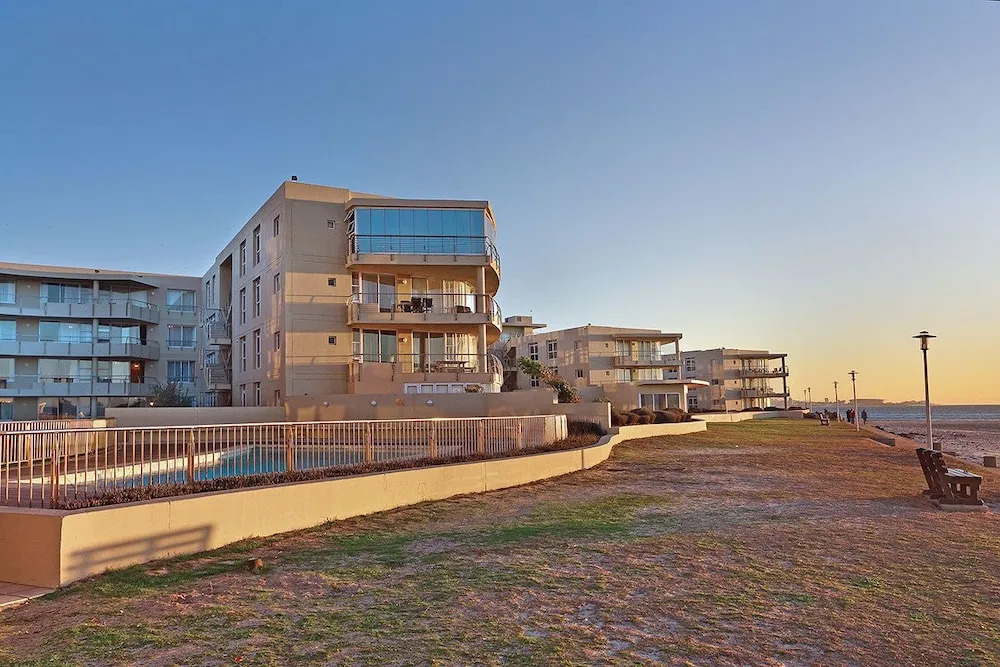 219 Lagoon Beach