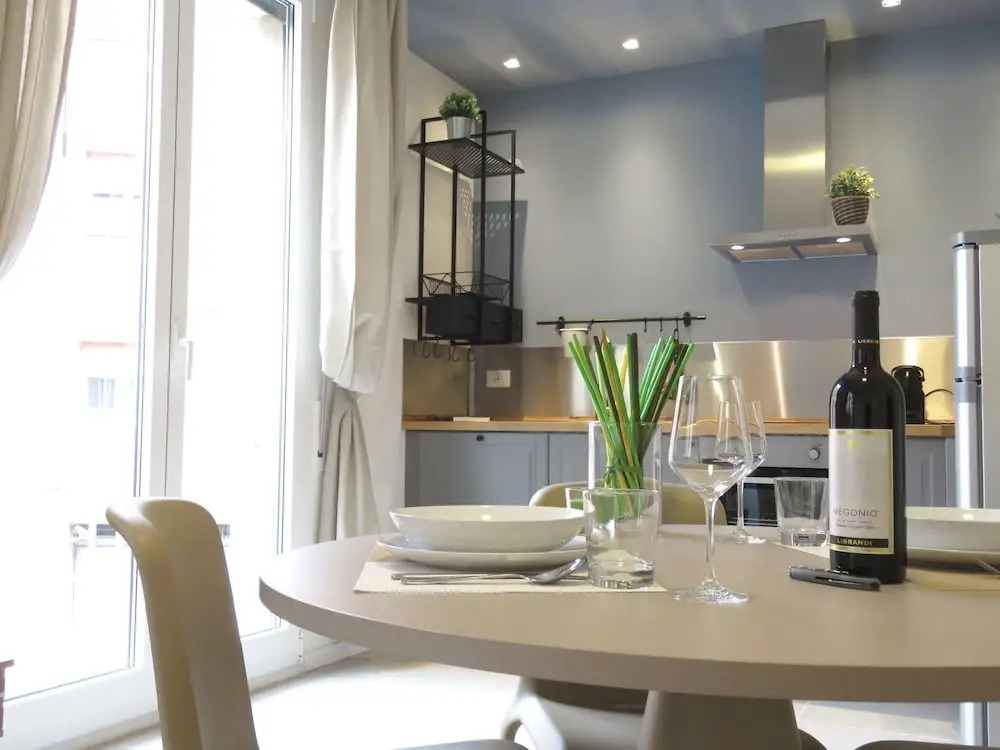 8 Colonne Apartments