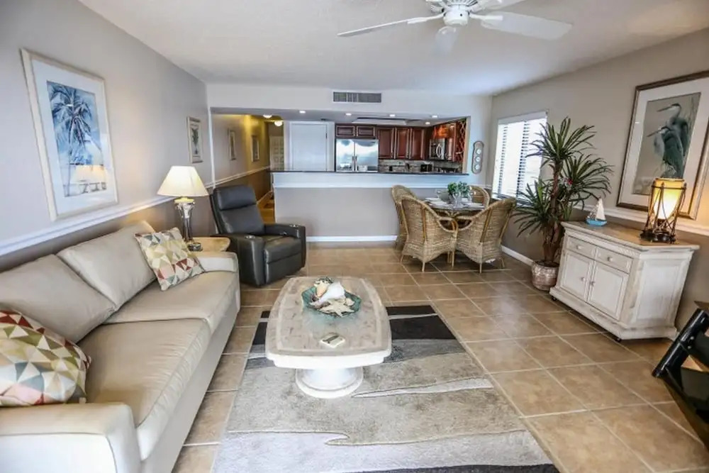 Windward Point 608