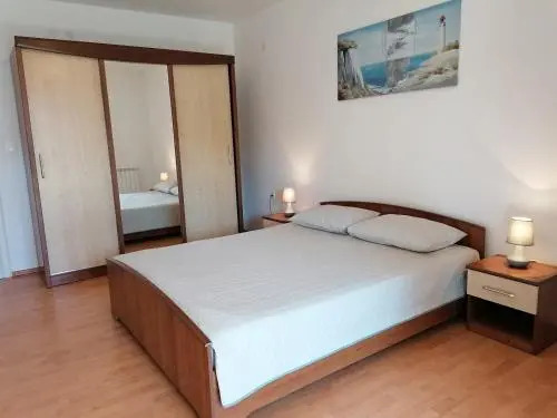 Apartment Leone 270