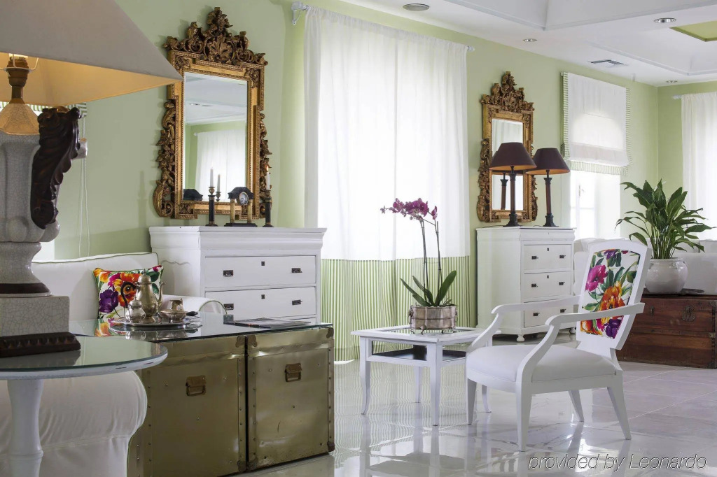 La Maltese Private House