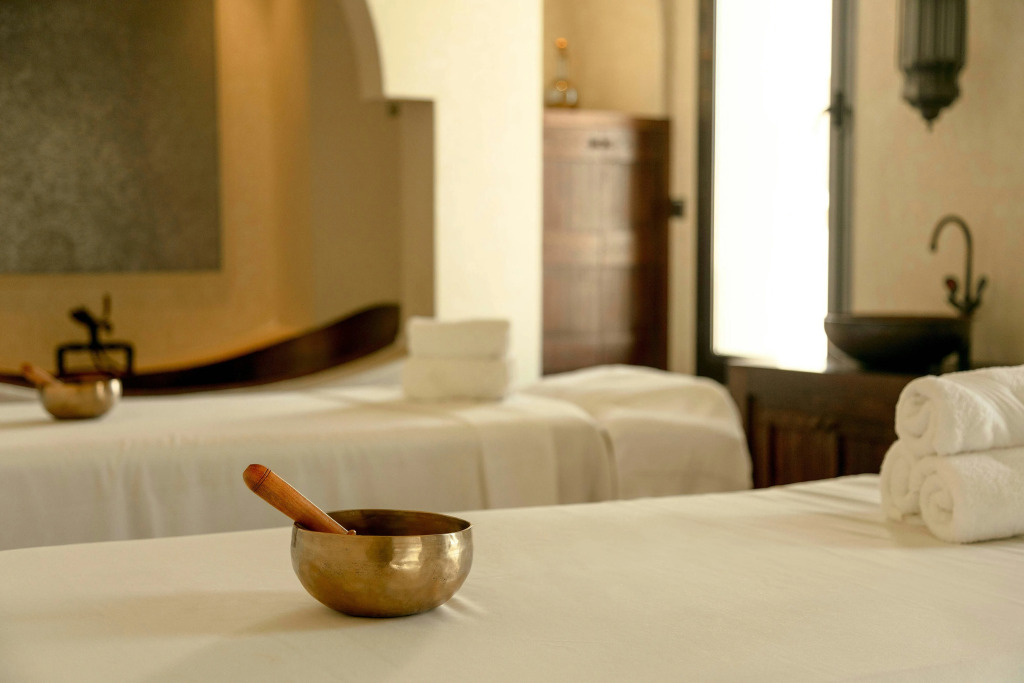 Al Bustan Palace, a Ritz-Carlton Hotel