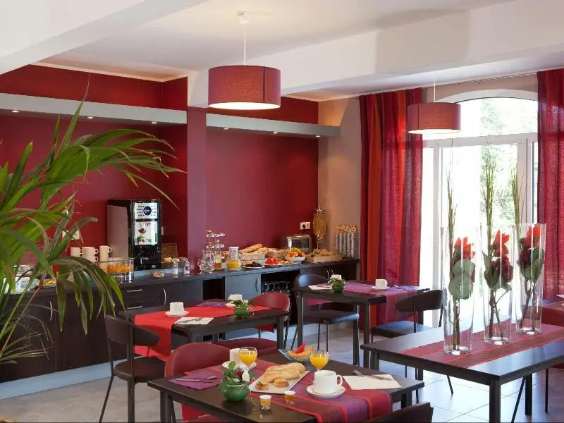 Logis Hotel Restaurant des Sapins