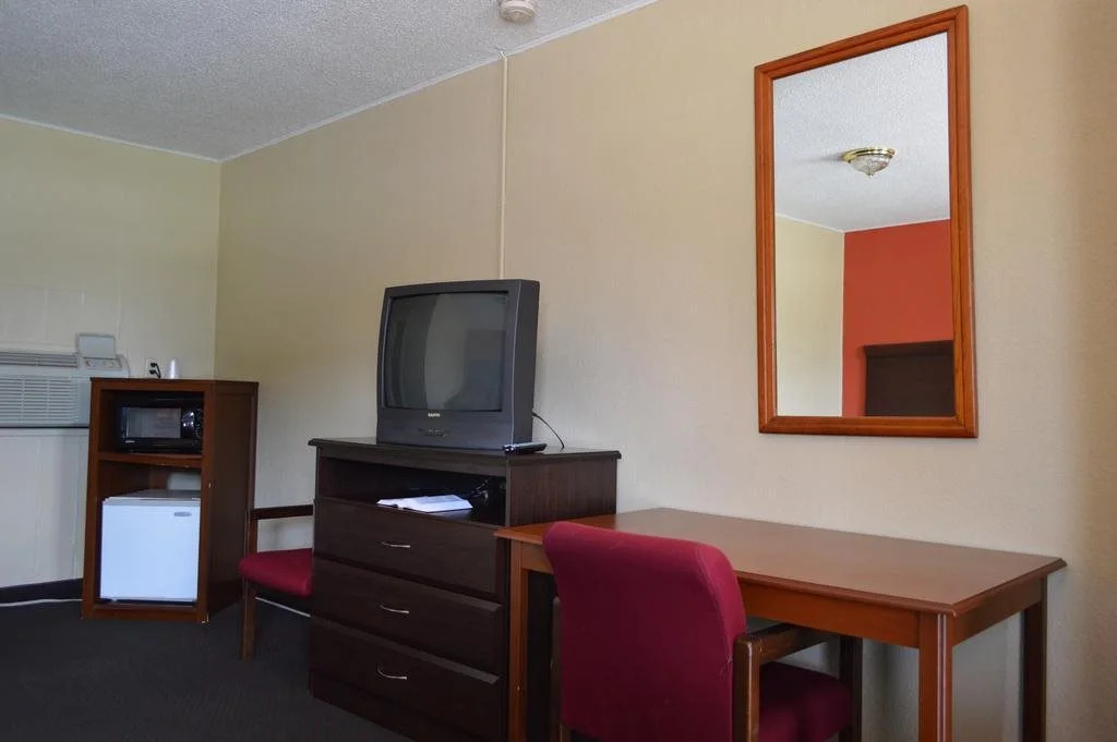 Regency Inn - Lexington