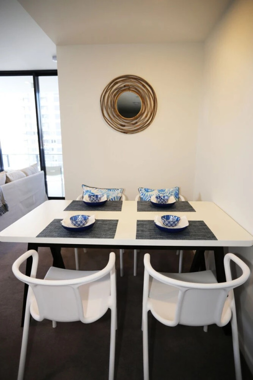 Ivy brisbane (700i)