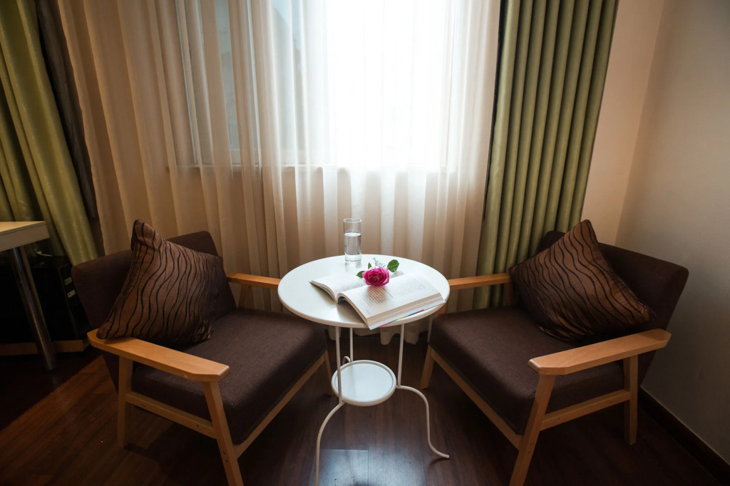 Chengdu Taiji Business Hotel