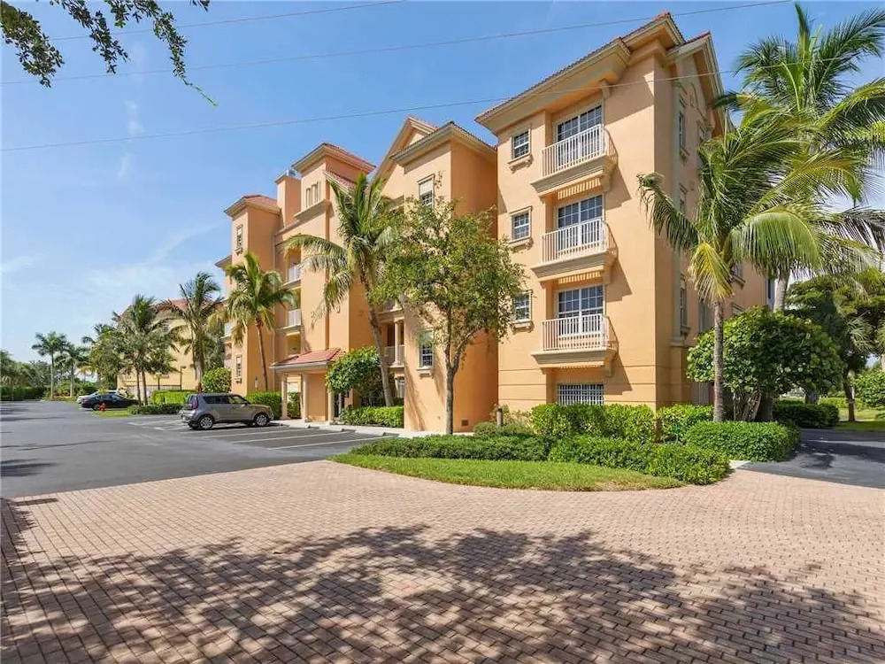 Bella Lago 141 - Three Bedroom Penthouse