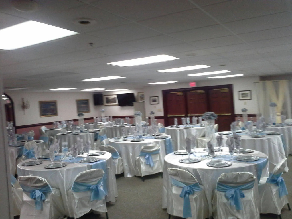 Plantation Inn & Suites Near Locust Grove I 75